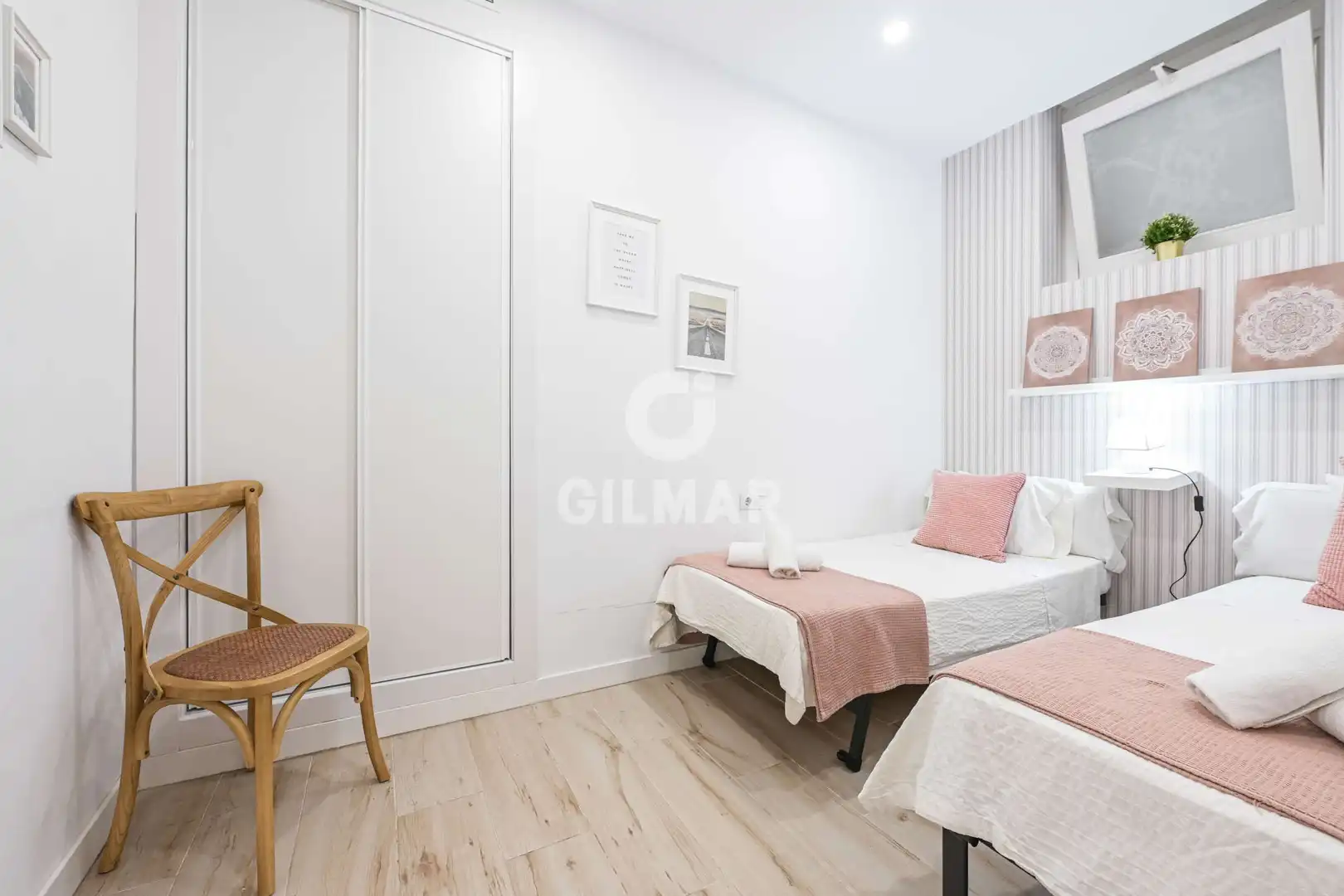 Habitación de Piso en venta en Cádiz con Calefacción y Balcón