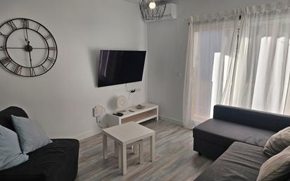 Living room of Flat to rent in Fuengirola  with Air Conditioner and Balcony