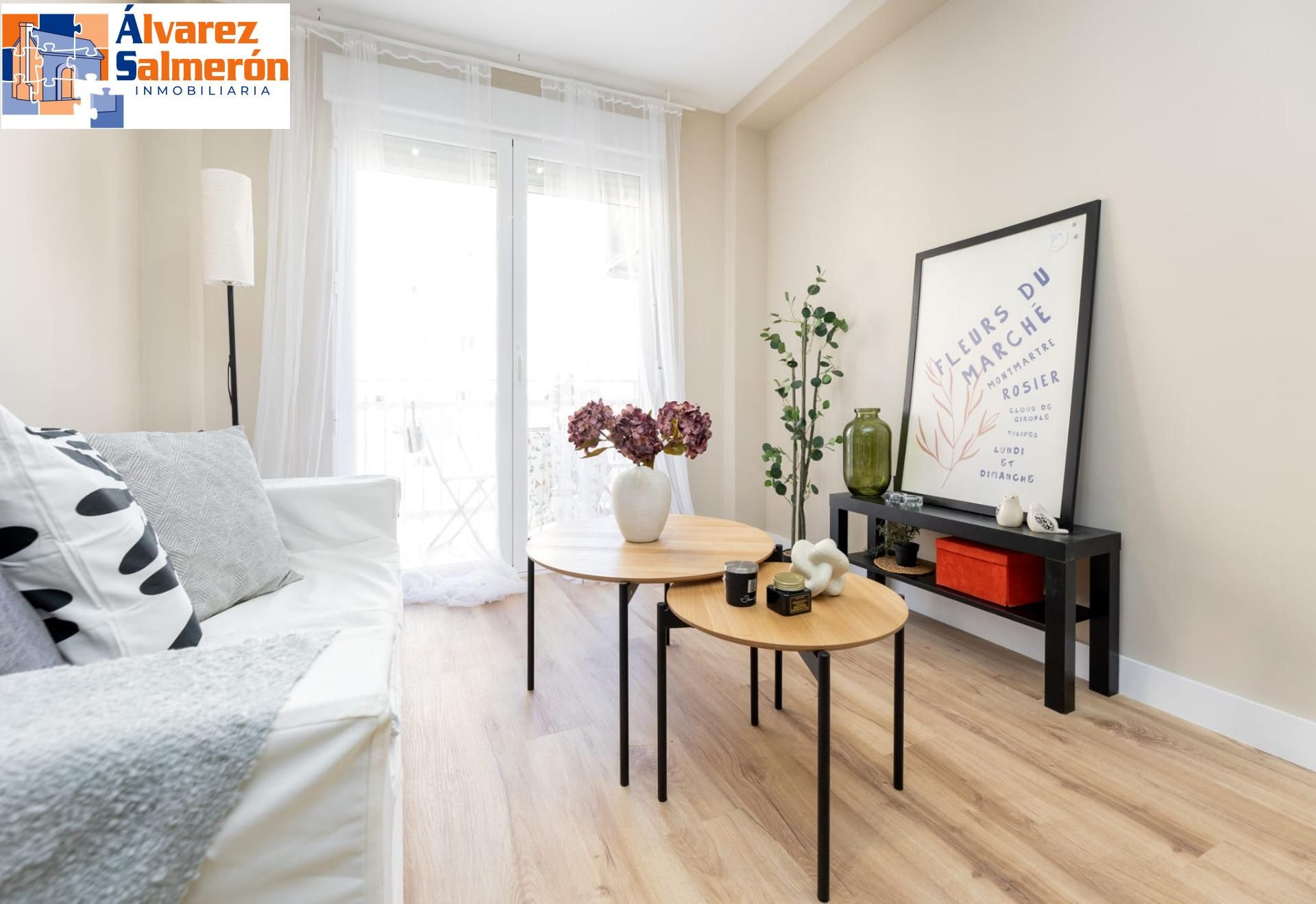 Sala de estar de Piso en venta en  Granada Capital con Aire acondicionado y Calefacción