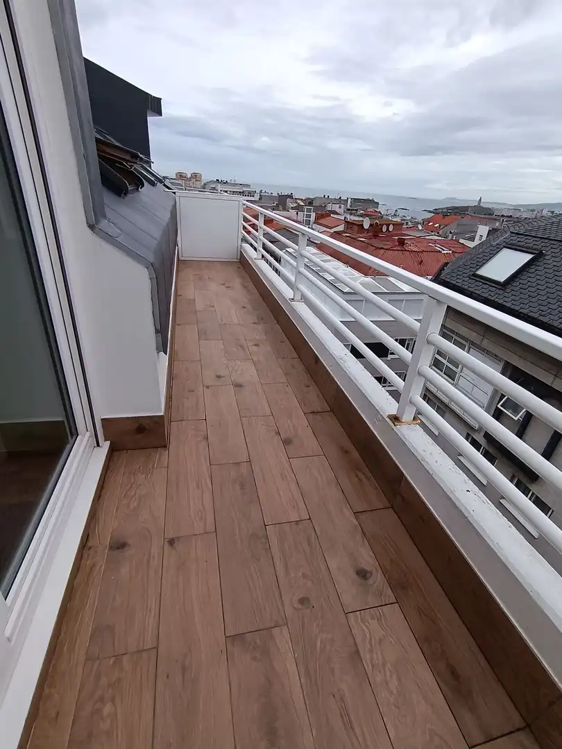 Terrasse von Wohnung zur Miete in A Coruña Capital  mit Heizung, Terrasse und Möbliert
