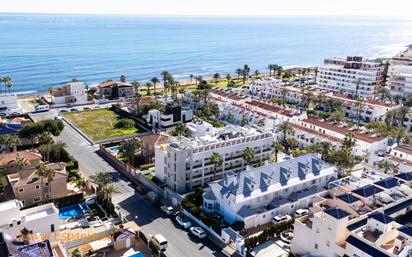 Vista exterior de Apartament en venda en Torrevieja amb Aire condicionat, Calefacció i Moblat