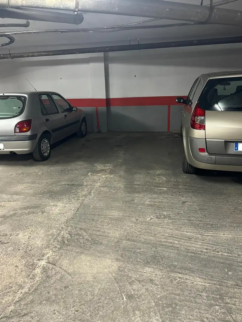 Parking of Flat for rent in Albacete  with Air Conditioner, Heating and Furnished