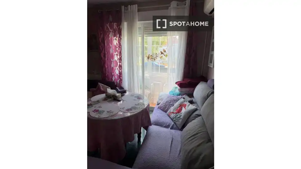 Bedroom of Flat for share in Leganés  with Air Conditioner, Heating and Furnished