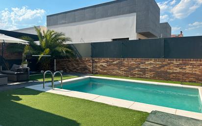 Swimming pool of Flat to rent in Villanueva de la Cañada  with Air Conditioner and Swimming Pool