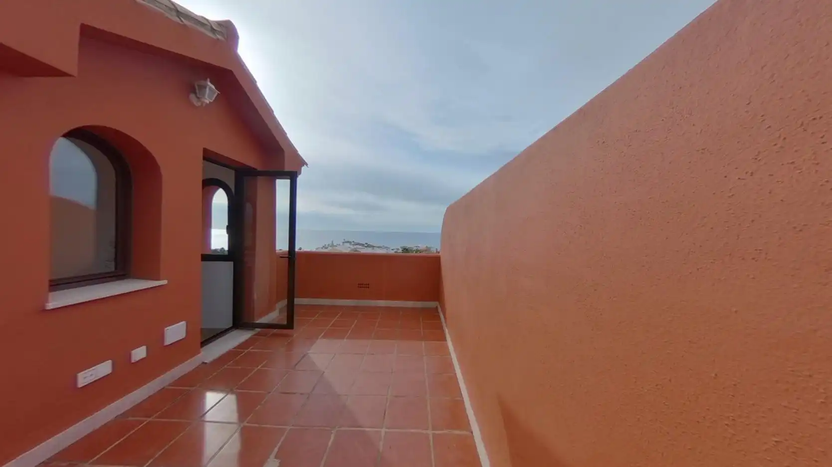 Terraza de Ático en venta en Estepona con Trastero y Piscina