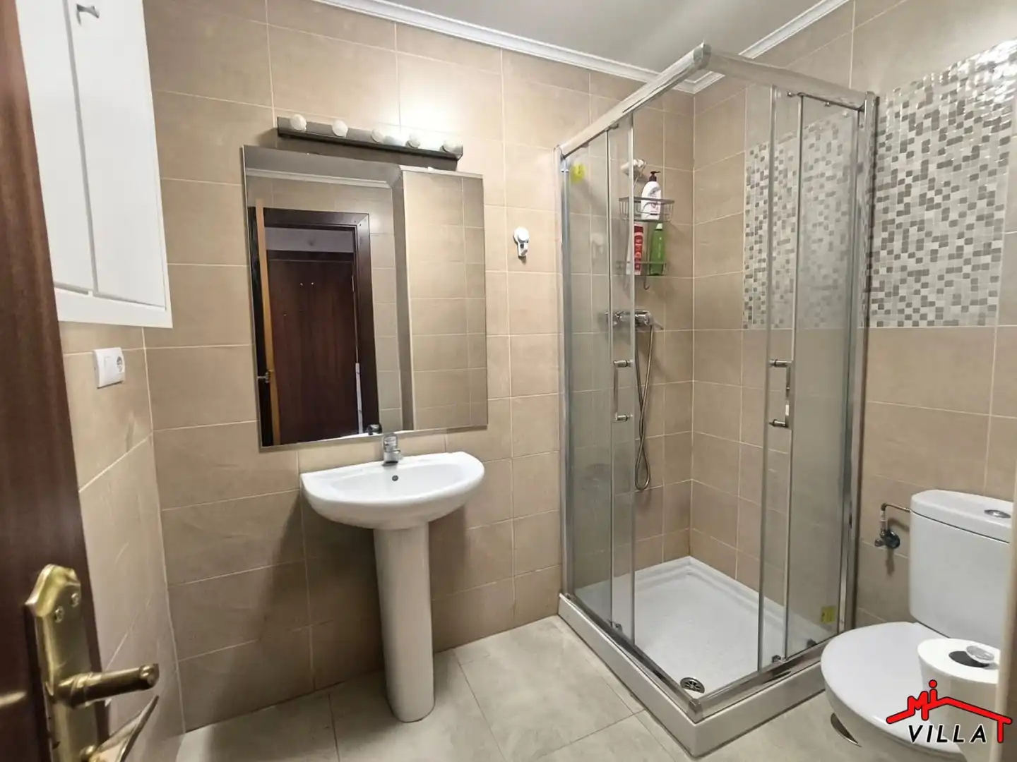 Bathroom of Ground floor for sale in Bárcena de Cicero  with Heating, Storage room and Furnished