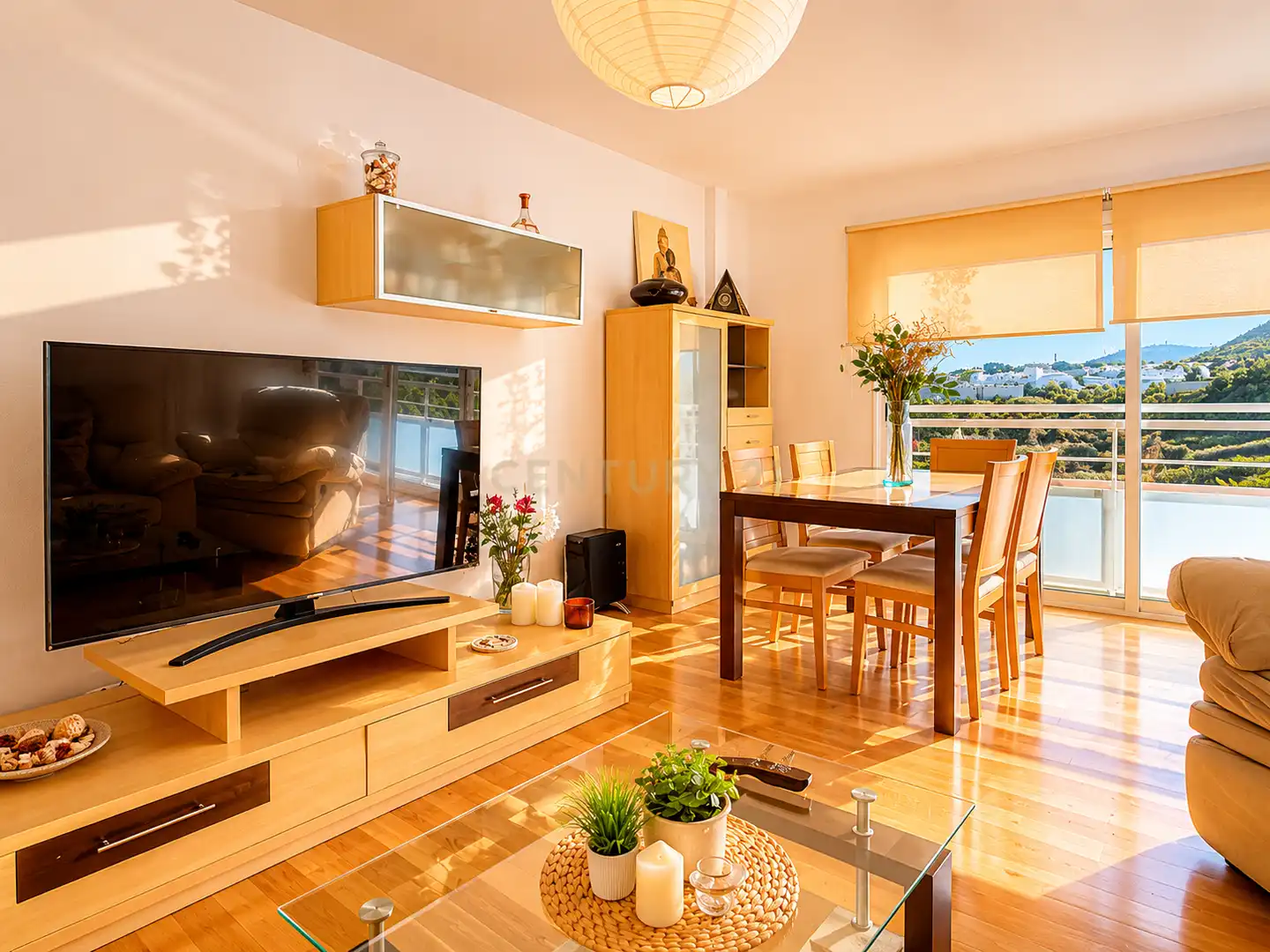 Sala de estar de Apartamento en venta en Benalmádena con Aire acondicionado, Trastero y Piscina comunitaria