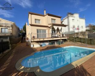 Swimming pool of House or chalet for sale in Lliçà d'Amunt  with Air Conditioner, Heating and Private garden