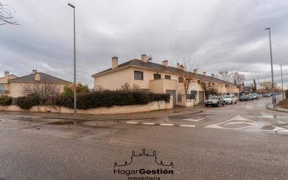 Vista exterior de Casa o xalet en venda en Aranjuez amb Calefacció i Terrassa