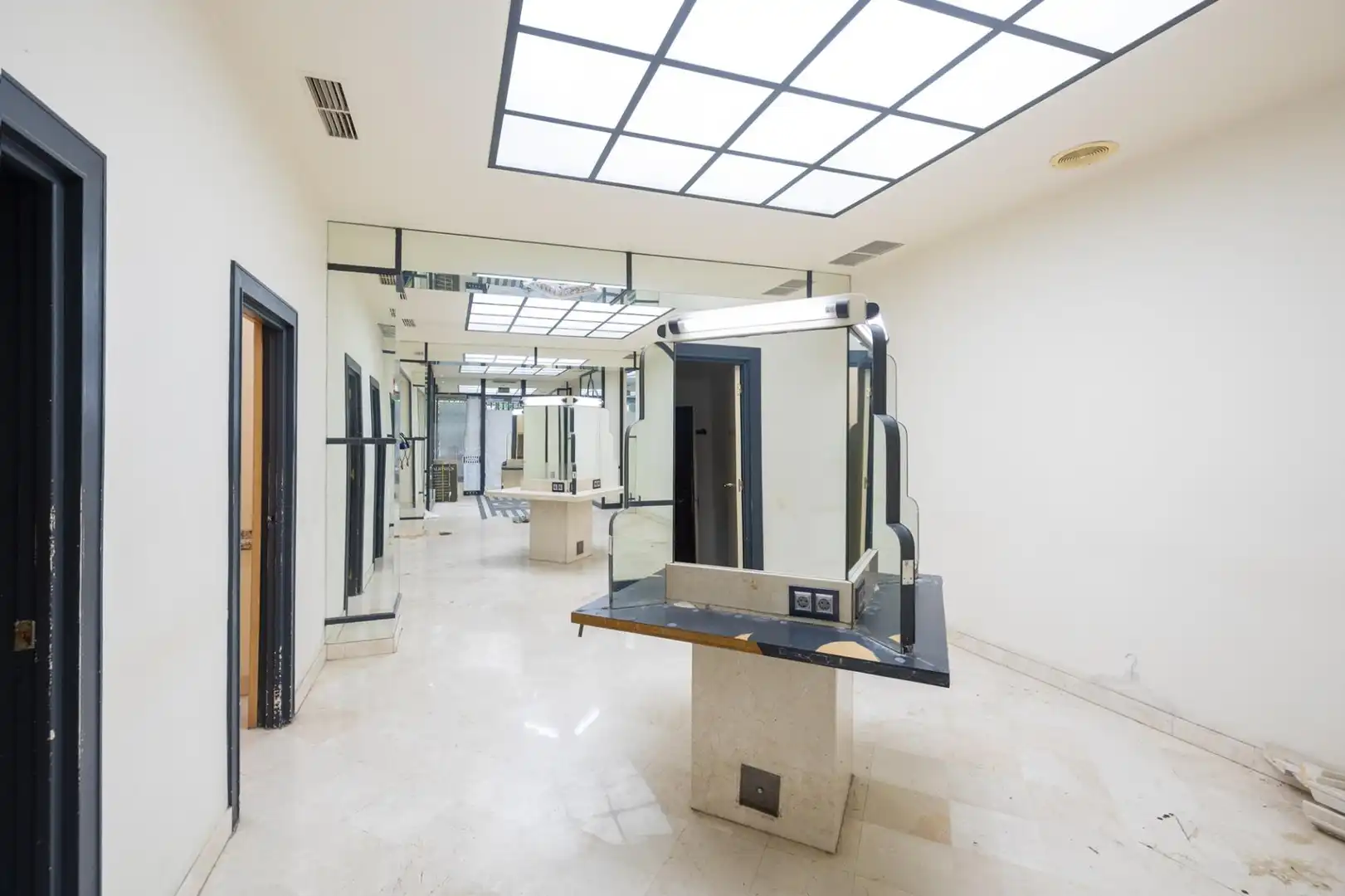Business premises for sale in Calle Sarabia 17, imagen 4