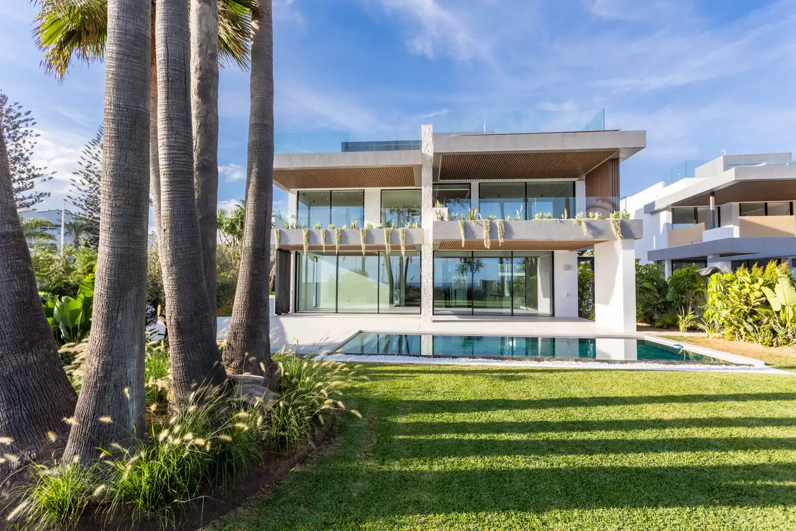 Exterior view of Houses for sale in Marbella  with Air Conditioner, Terrace and Storage room