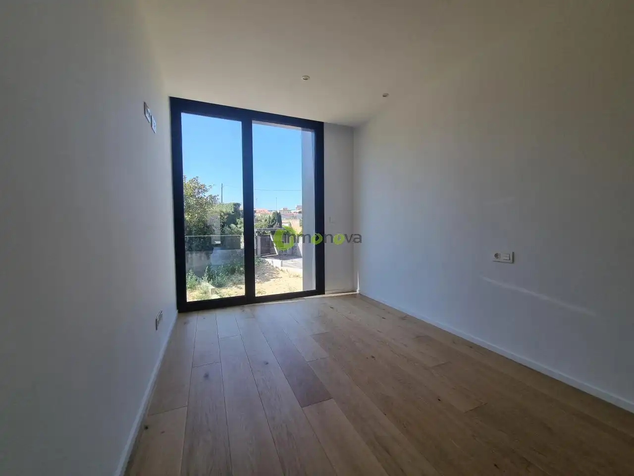 Habitación de Casa adosada en venta en Nigrán con Calefacción, Jardín privado y Terraza