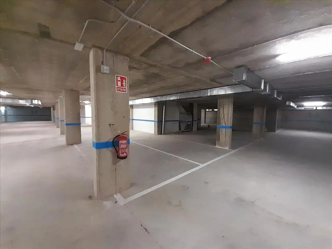 Parking de Piso en venta en Lugo con Trastero