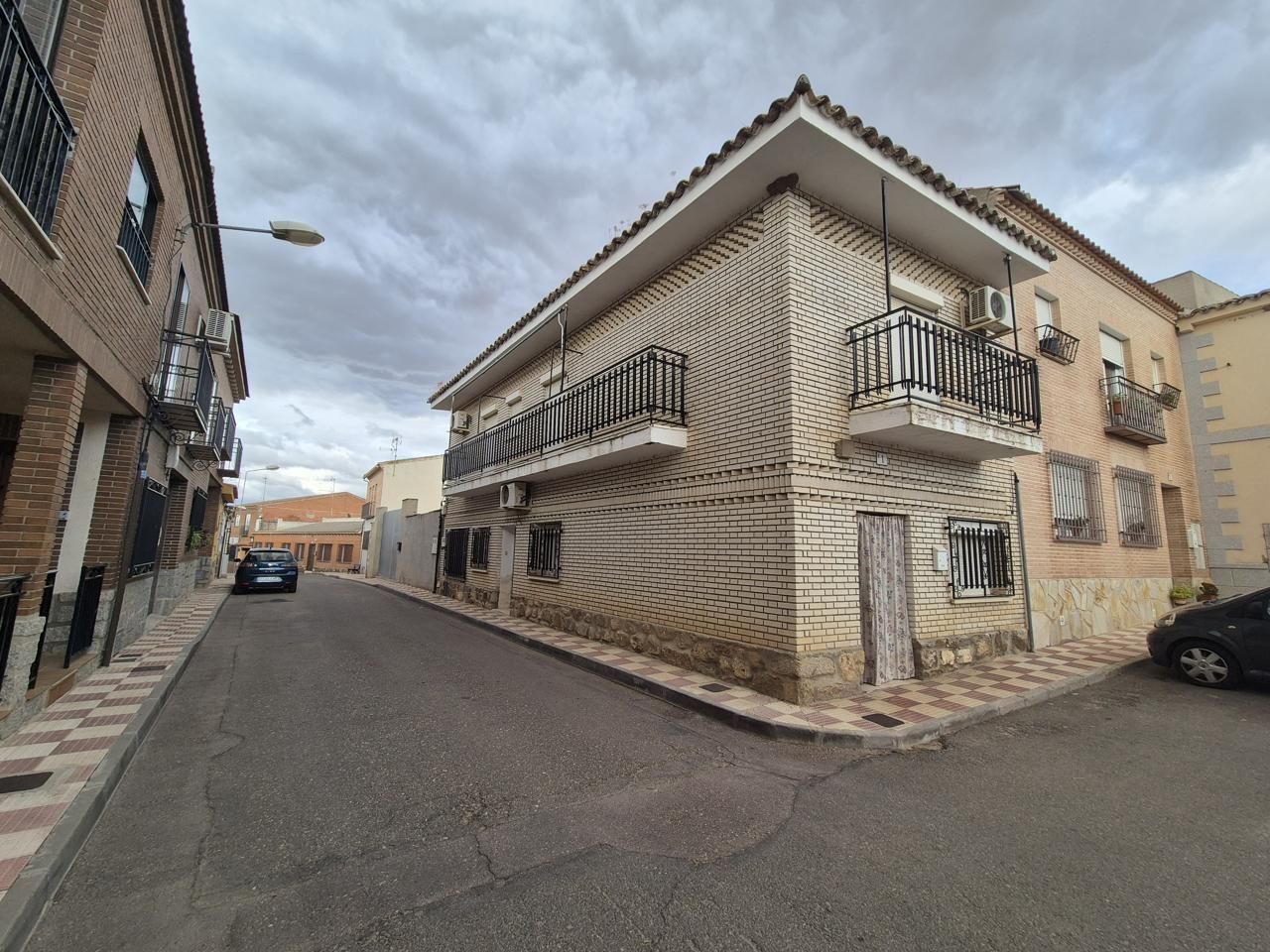 Vista exterior de Casa o xalet en venda en Layos amb Calefacció i Terrassa
