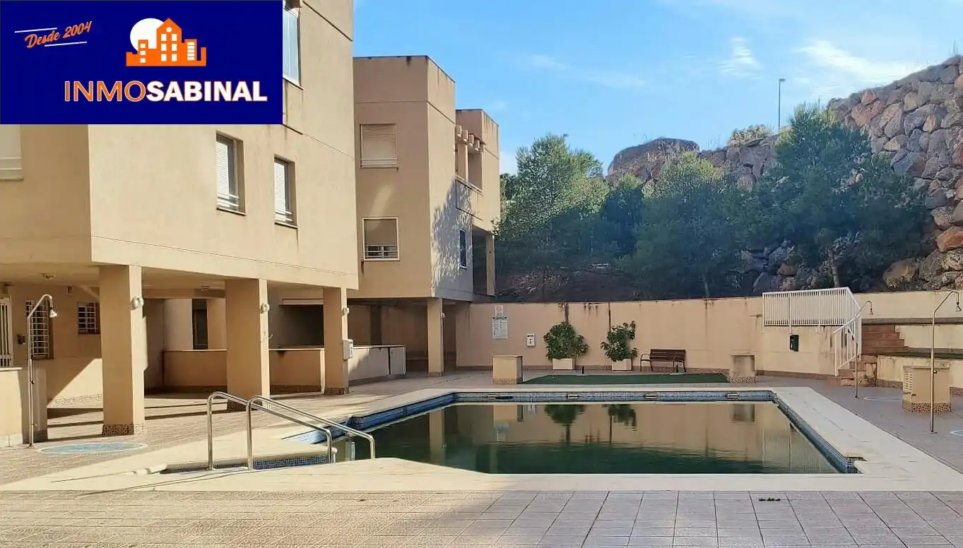 Piscina de Piso en venta en Roquetas de Mar con Aire acondicionado, Terraza y Piscina comunitaria