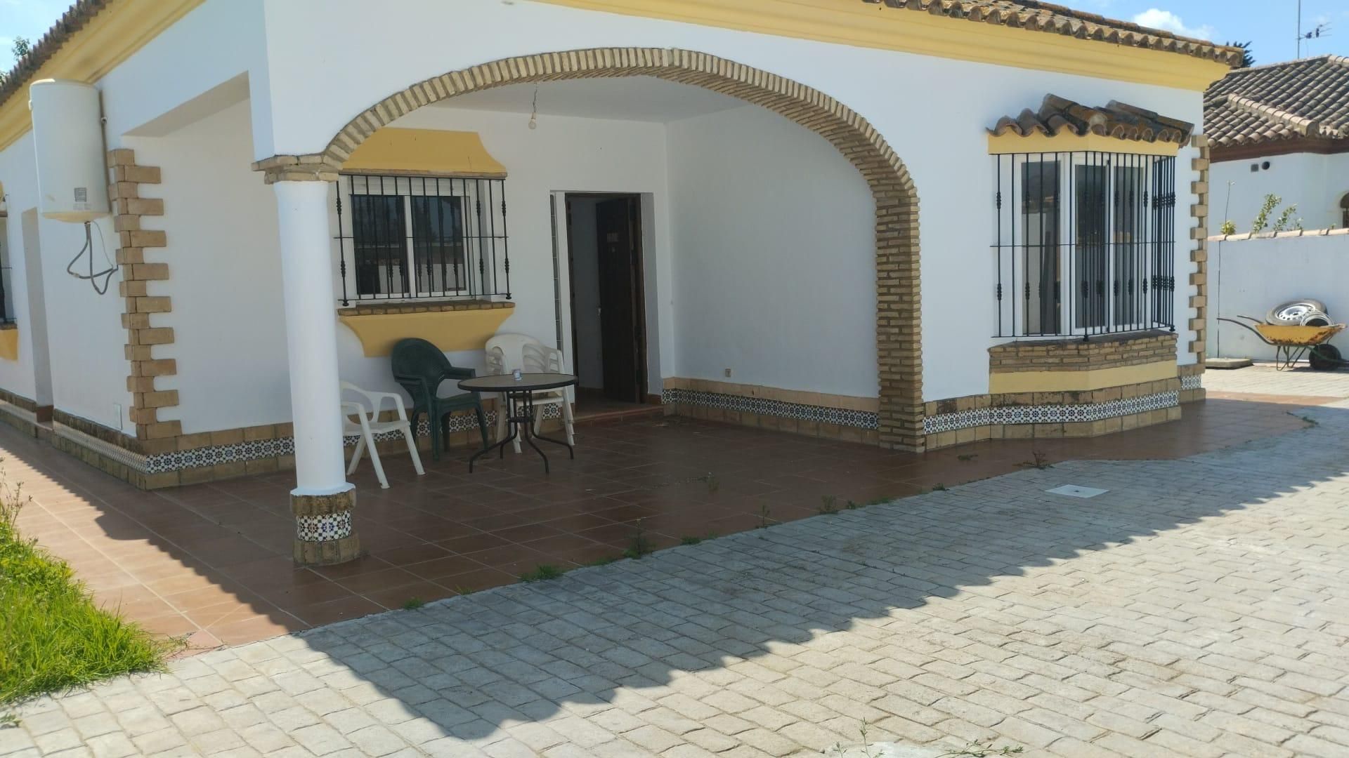 House or chalet for sale in Chiclana de la Frontera  with Heating and Private garden