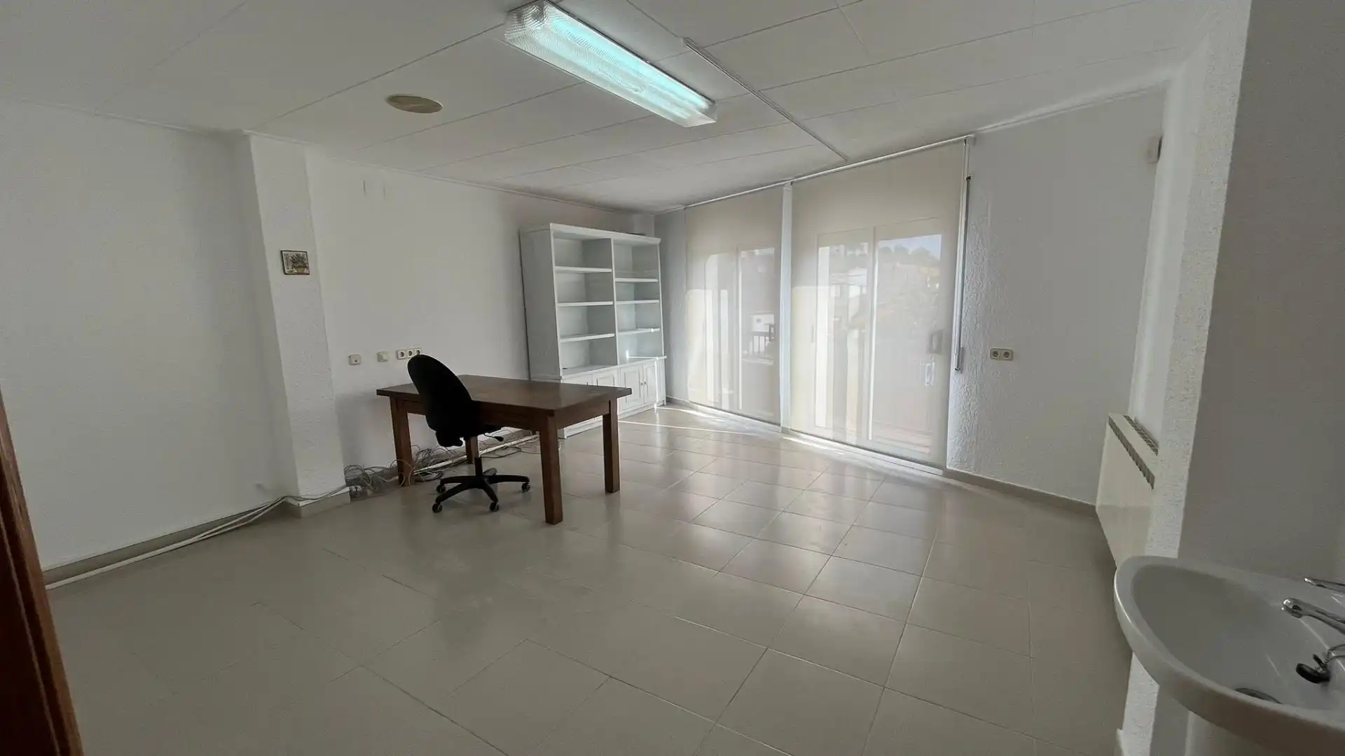 Oficina de alquiler en Breda con Calefacción