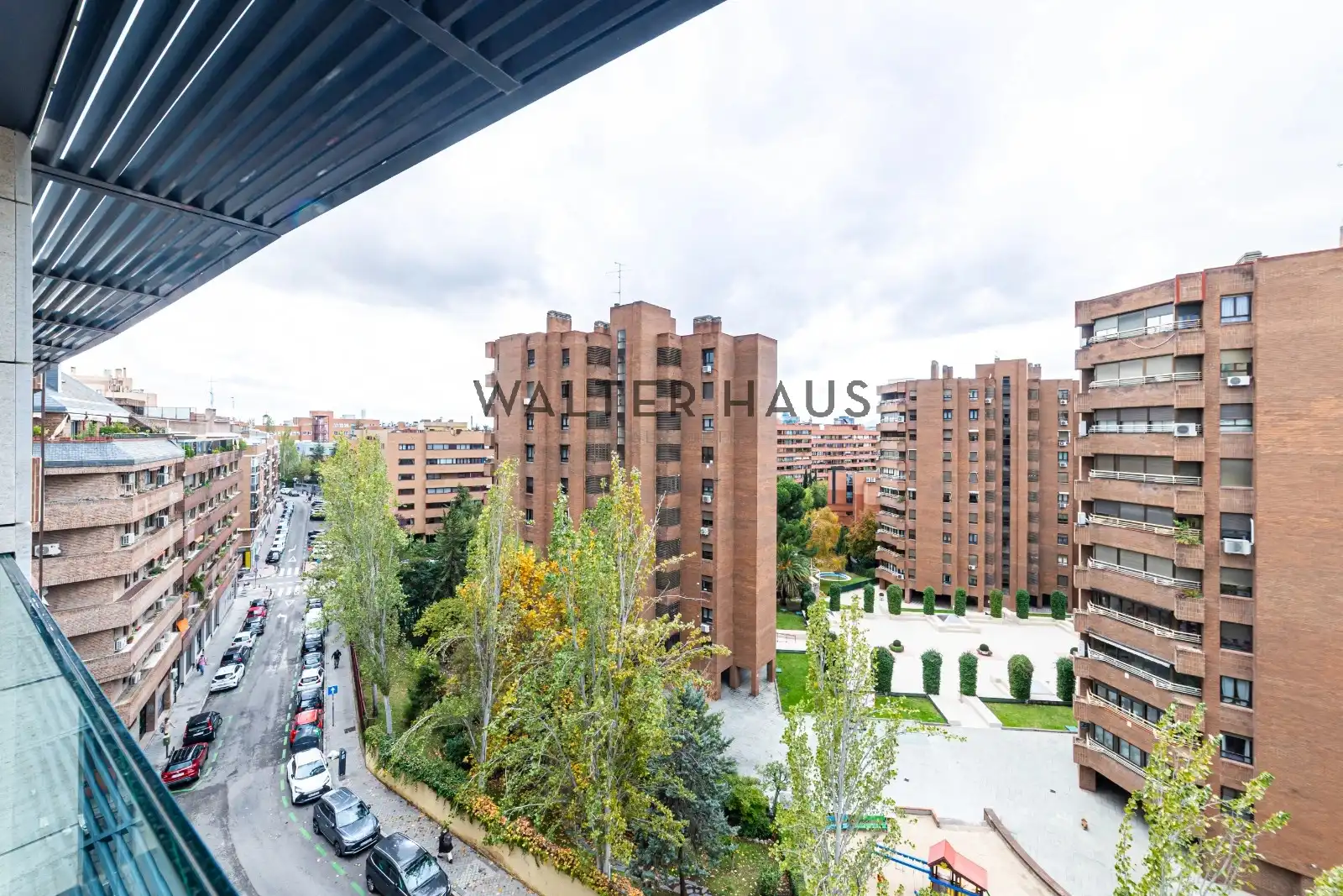 Vista exterior de Piso de alquiler en Madrid con Aire acondicionado, Calefacción y Horno