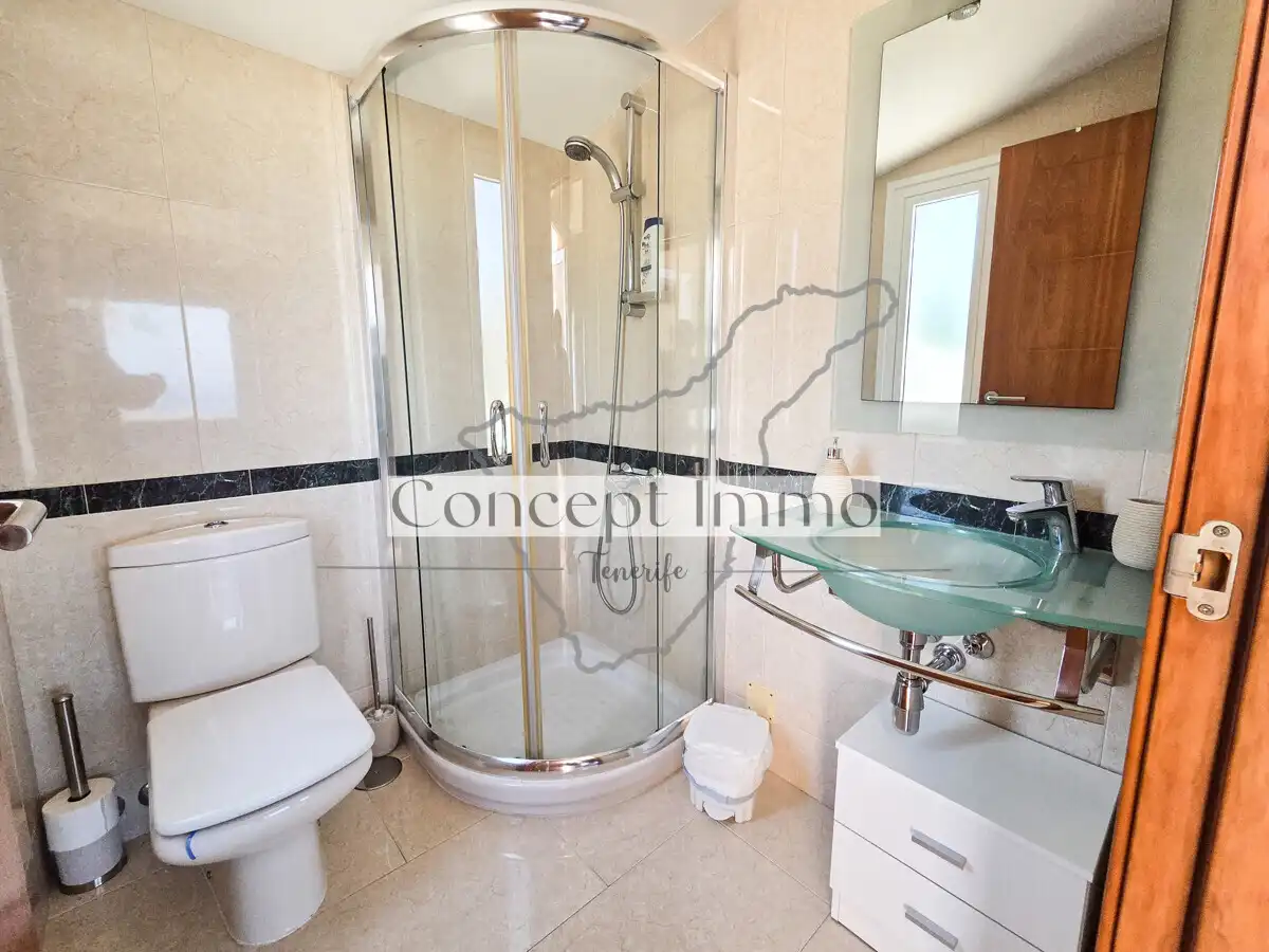 Detached homes for sale in Calle Tajore, Playa de Fañabé