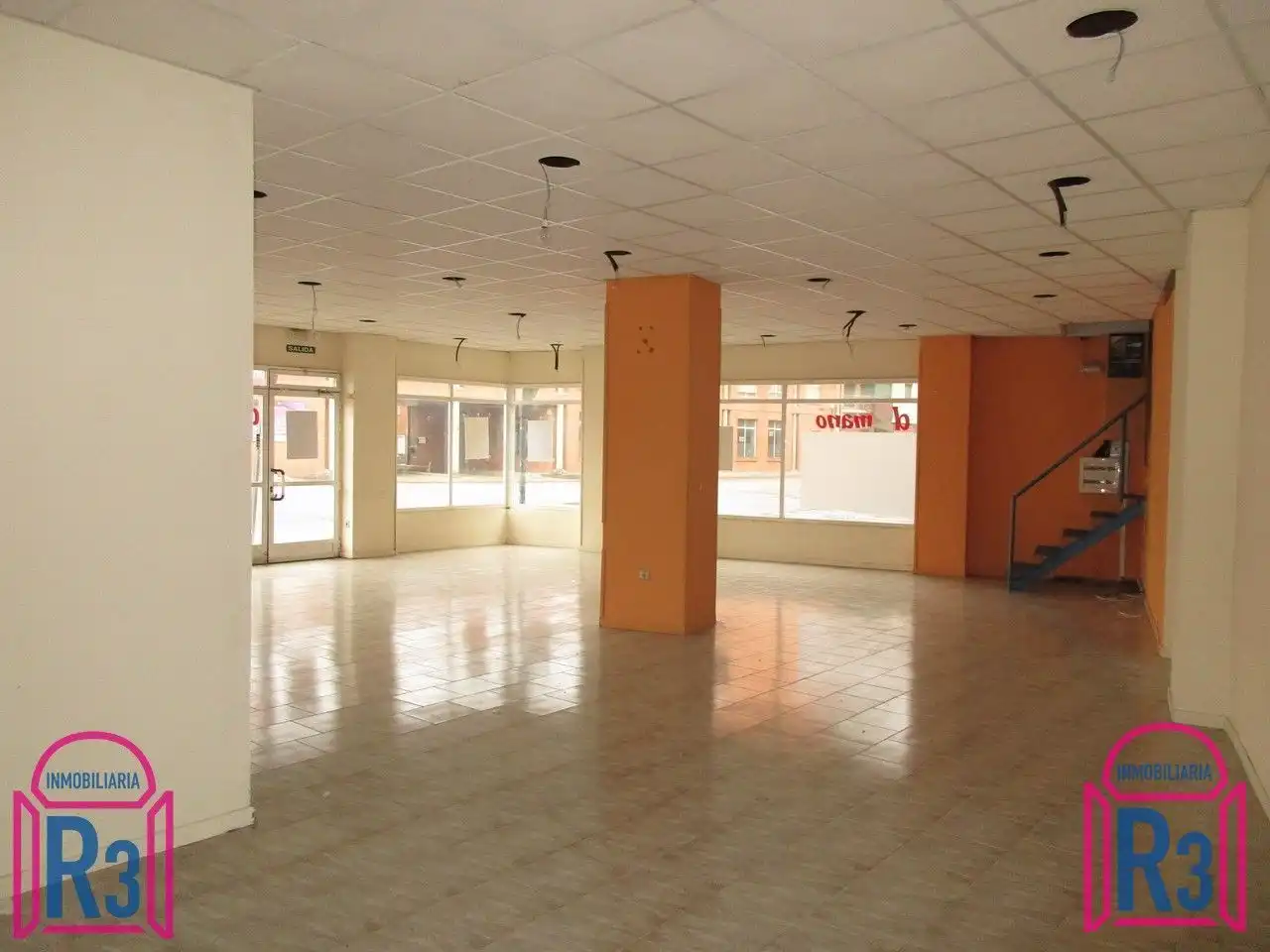 Local comercial en venda a Trobajo del Camino, imagen 5
