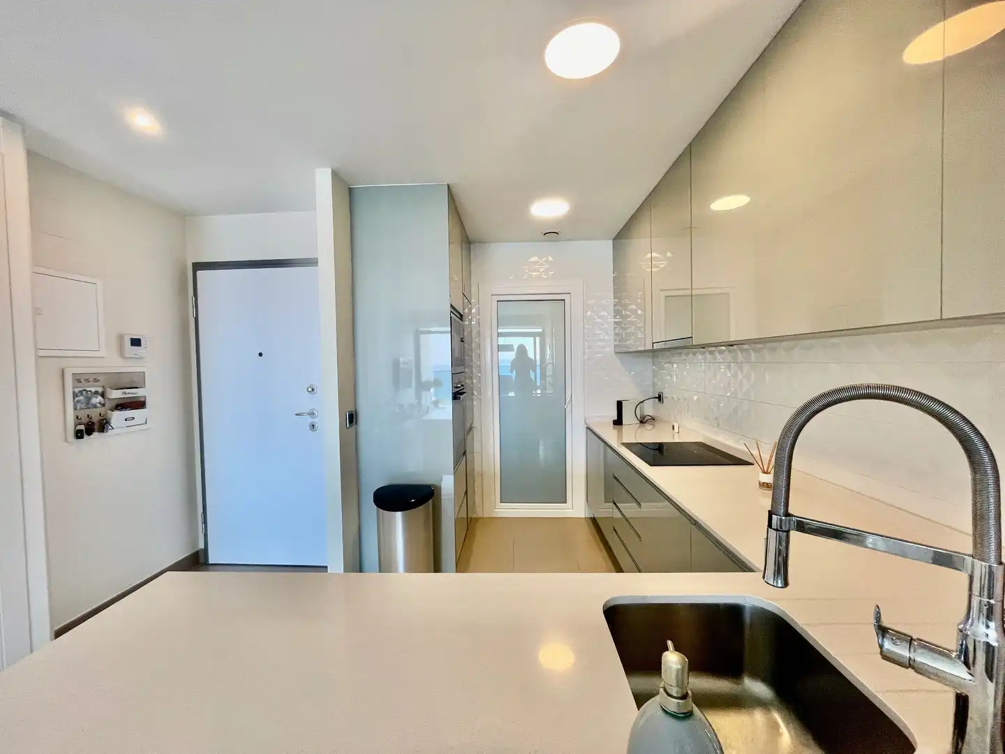 Apartamento con piscina en alquiler en Playa de Poniente, imagen 13