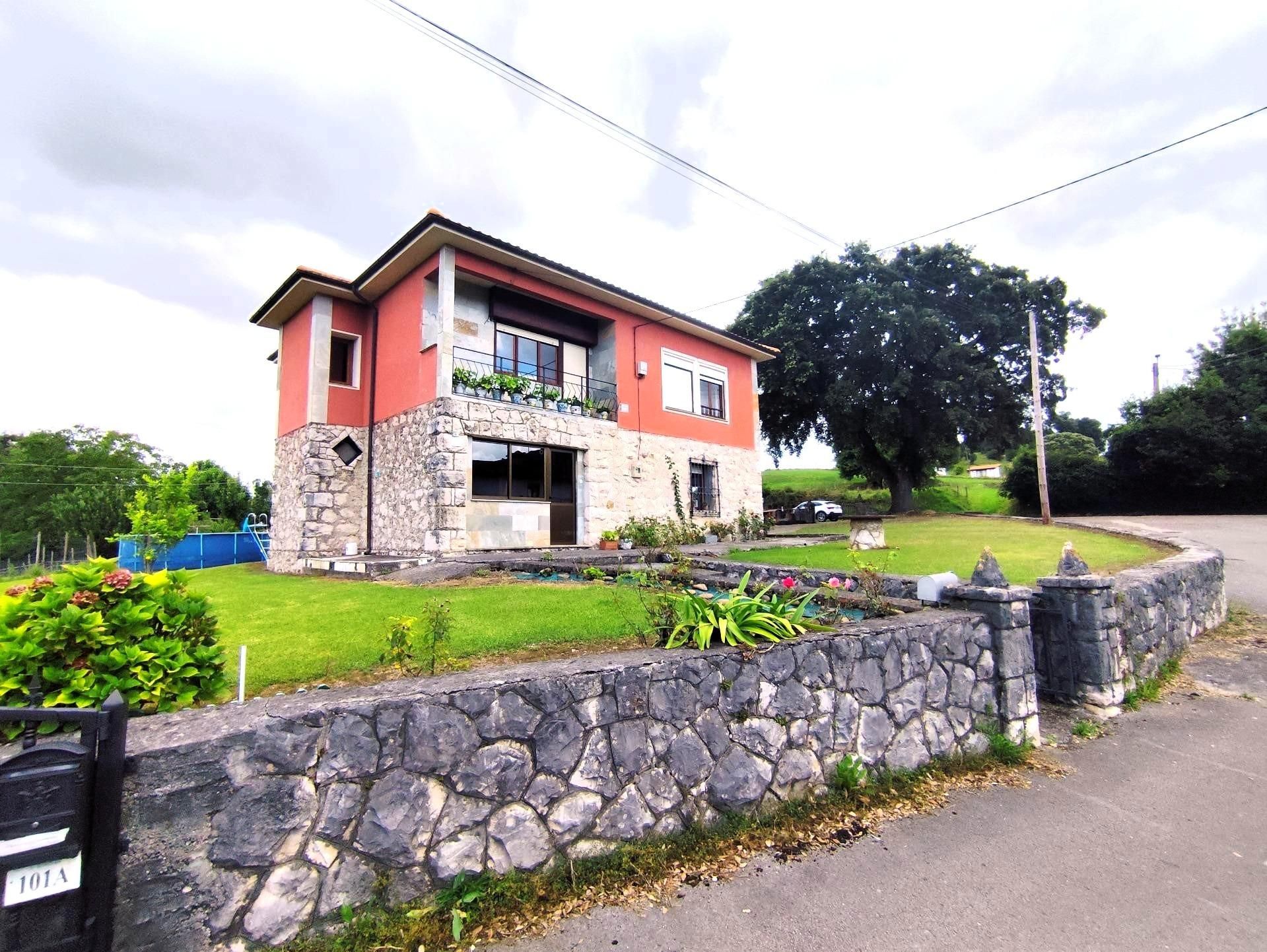 Exterior view of House or chalet for sale in Villaescusa (Cantabria)  with Heating, Private garden and Terrace