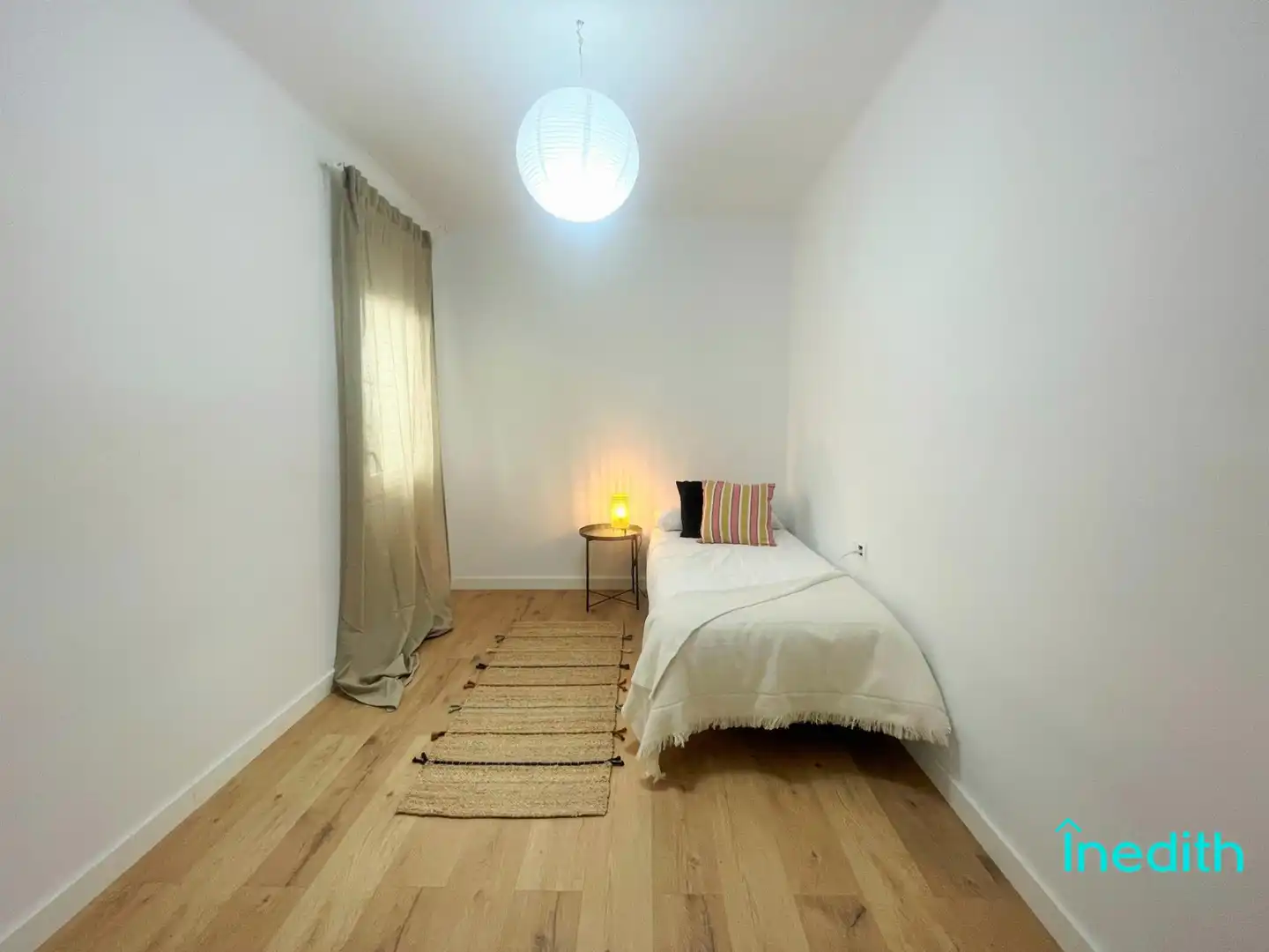 Habitación de Piso en venta en El Prat de Llobregat con Calefacción, Parquet y Terraza