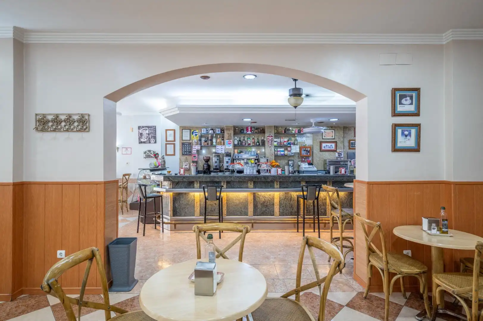 Business premises for sale in de Jueves, imagen 22