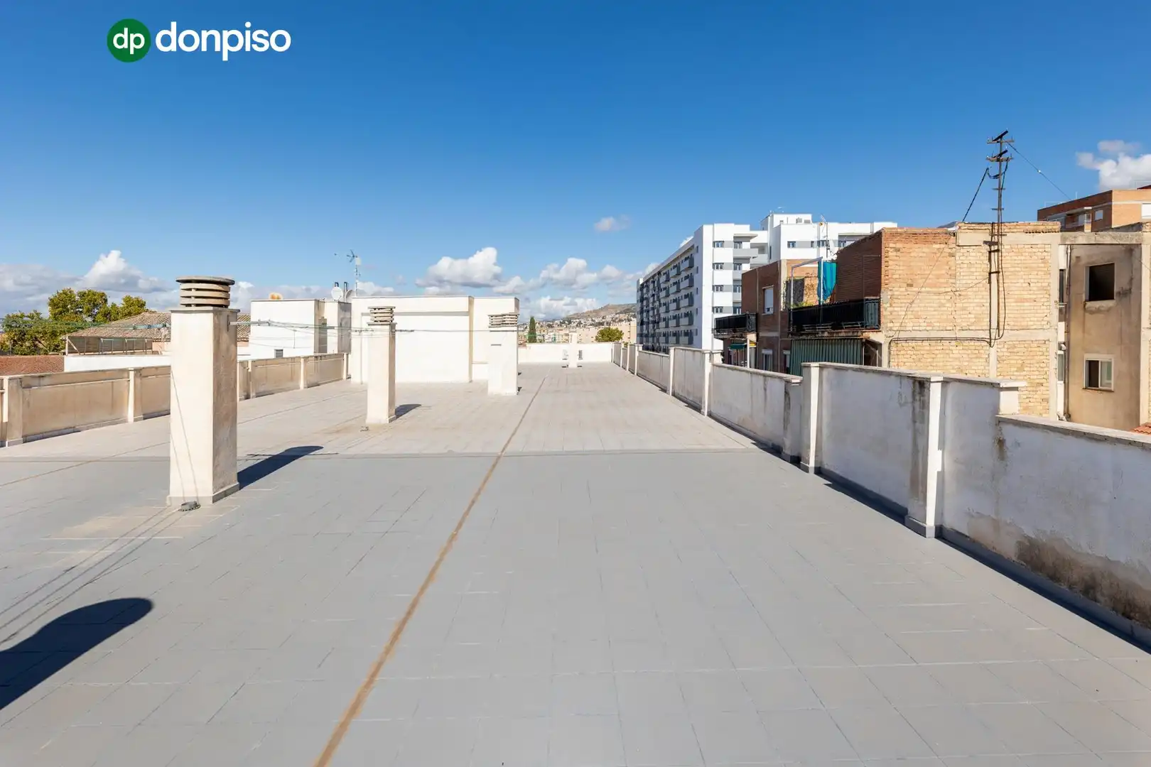 Terrace of Flat for sale in Granada  with Air Conditioner, Heating and Storage room