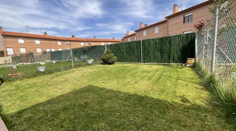 Foto 3 de Casa adosada en venda a Calle San José, Alesanco, La Rioja