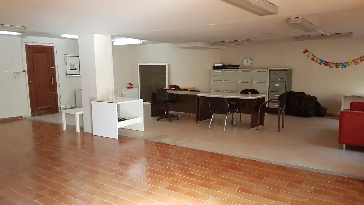 Oficina en venda a Centro