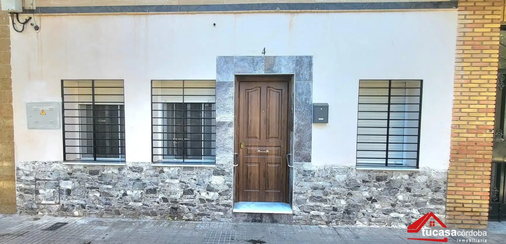 Vista exterior de Pis en venda en Córdoba