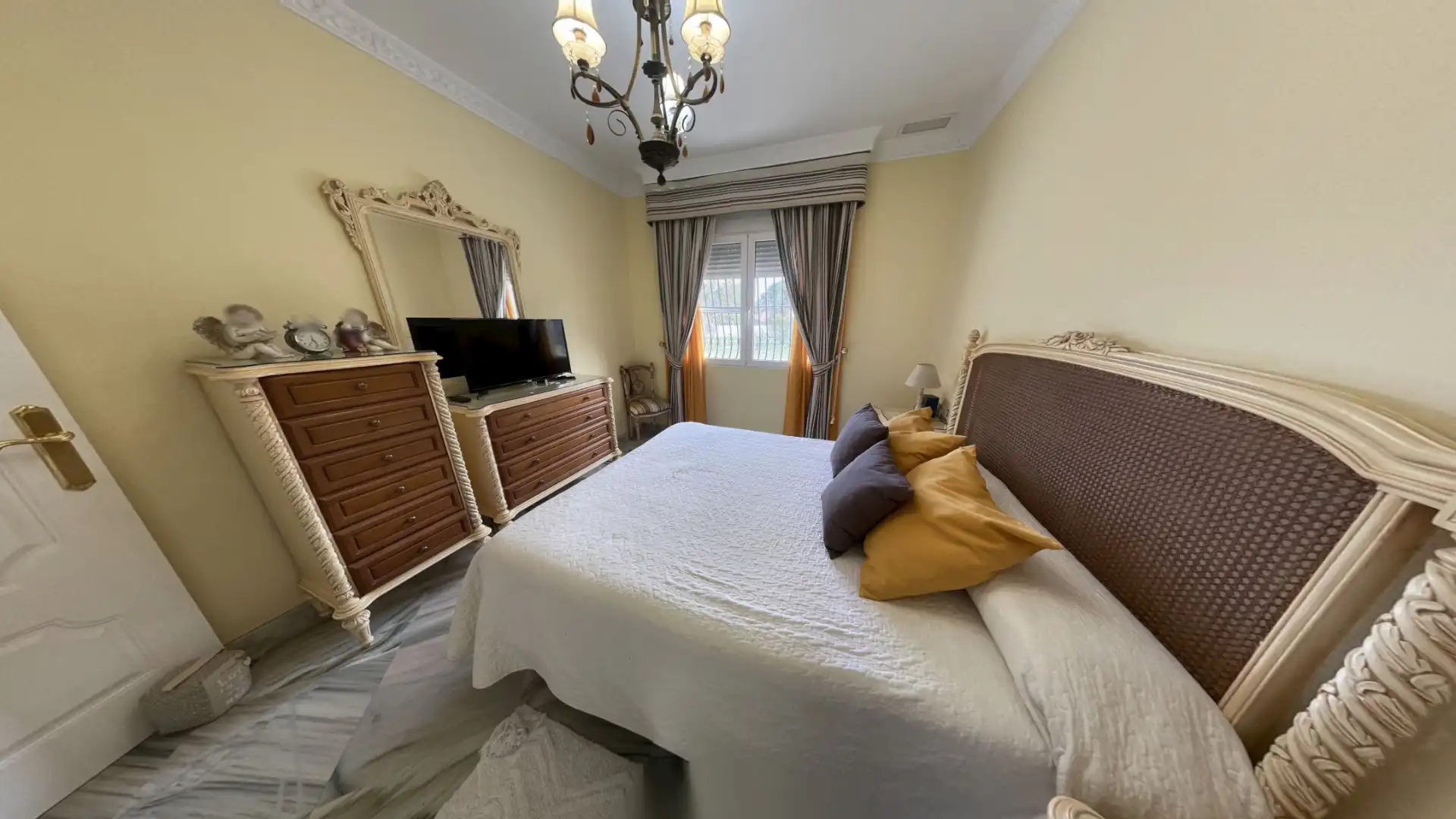Bedroom of Houses for sale in San Vicente del Raspeig / Sant Vicent del Raspeig  with Air Conditioner, Heating and Private garden