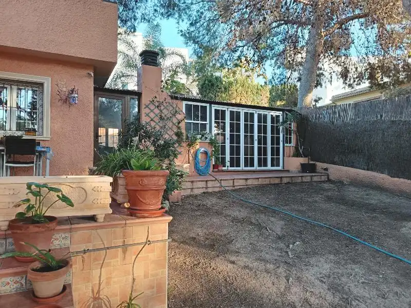Jardín de Casa o chalet en venta en Torrevieja con Aire acondicionado, Calefacción y Jardín privado