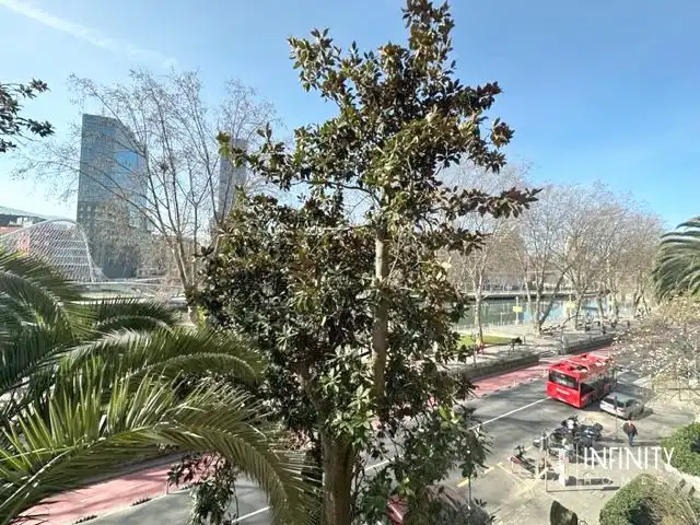 Außenansicht von Maisonette zur Miete in Bilbao  mit Heizung, Privatgarten und Terrasse