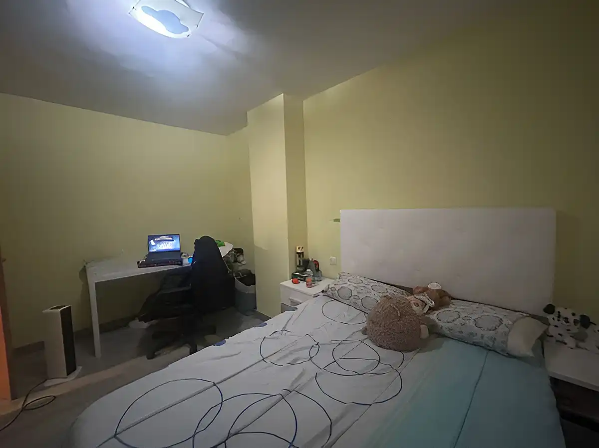 Schlafzimmer von Wohnung zum Verkauf in Vitoria - Gasteiz mit Heizung, Parkett und Abstellraum