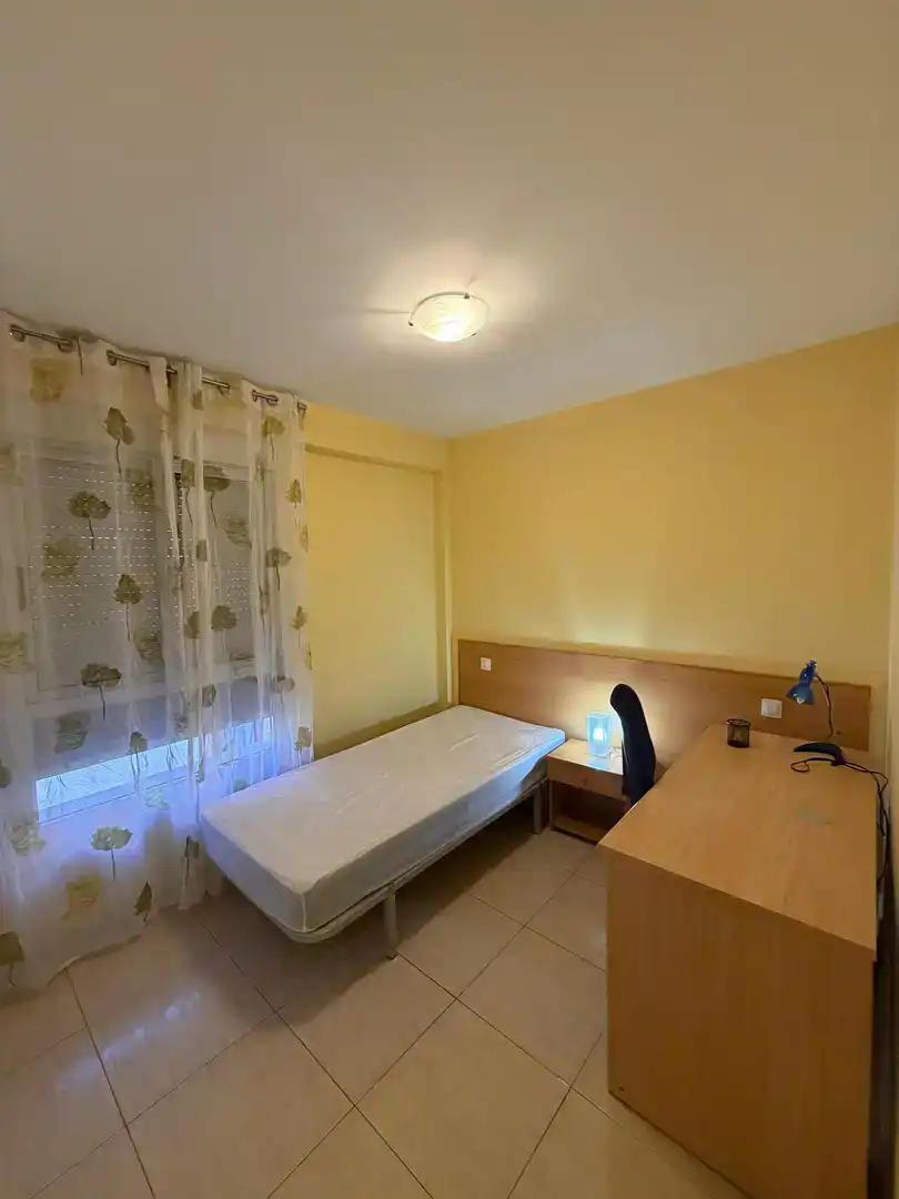 Bedroom of Flat for rent in San Cristóbal de la Laguna  with Balcony