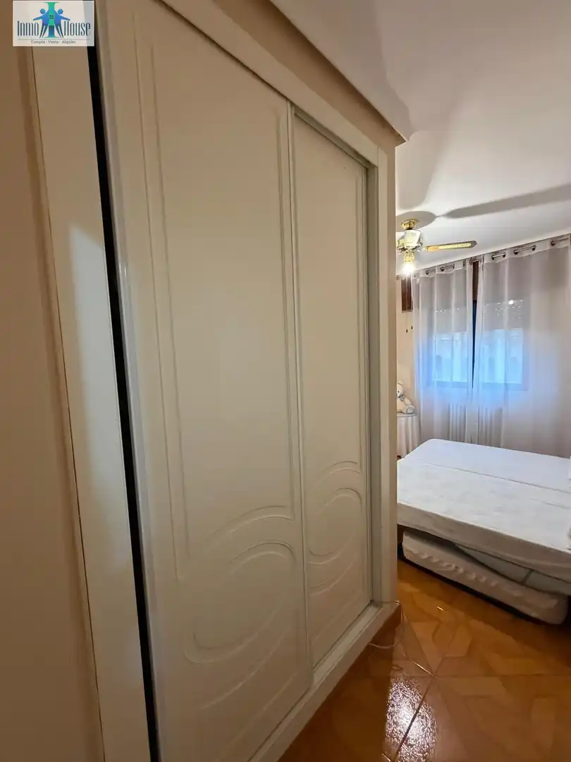 Flat for rent in Feria