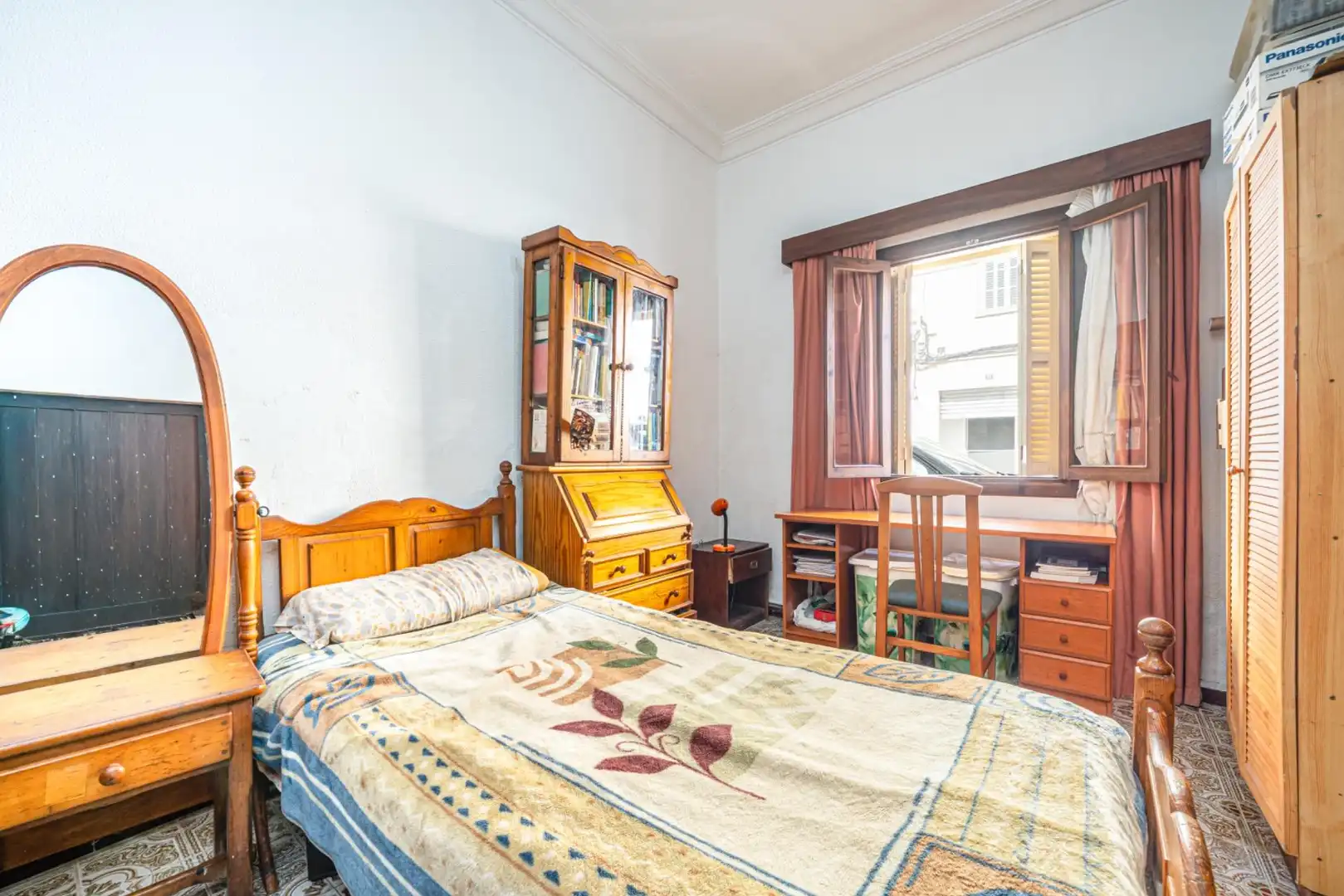 Schlafzimmer von Erdgeschoss zum Verkauf in Inca mit Terrasse und Balkon
