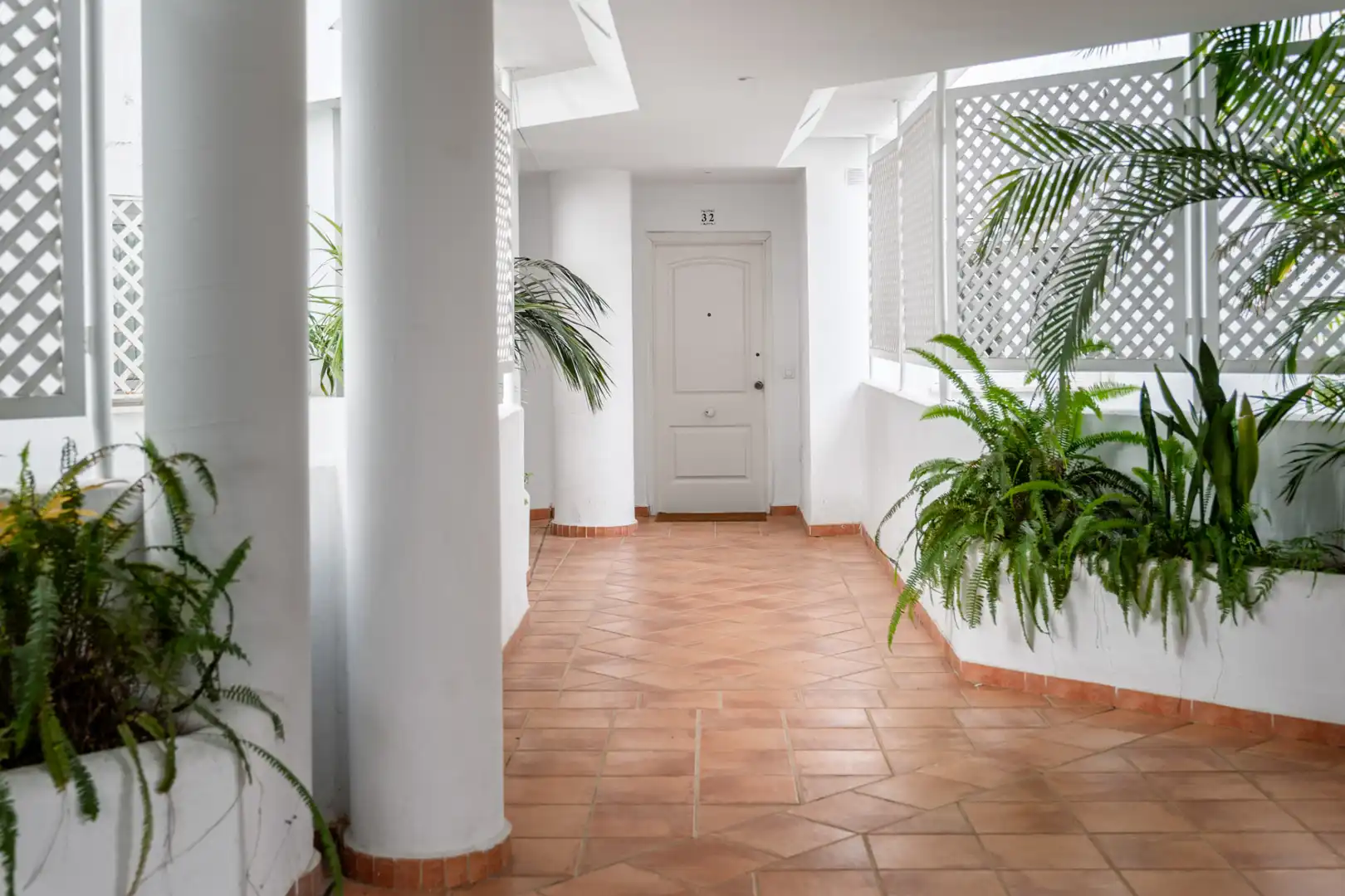 Apartament amb piscina en venda a Nueva Andalucía, imagen 25