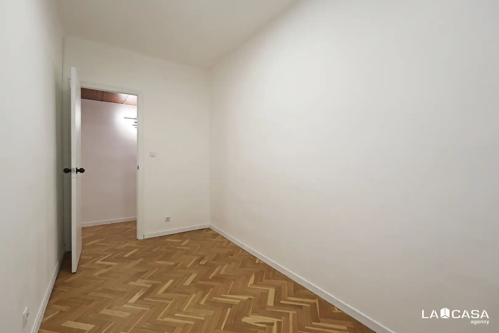 Habitación de Piso en venta en Barcelona con Balcón
