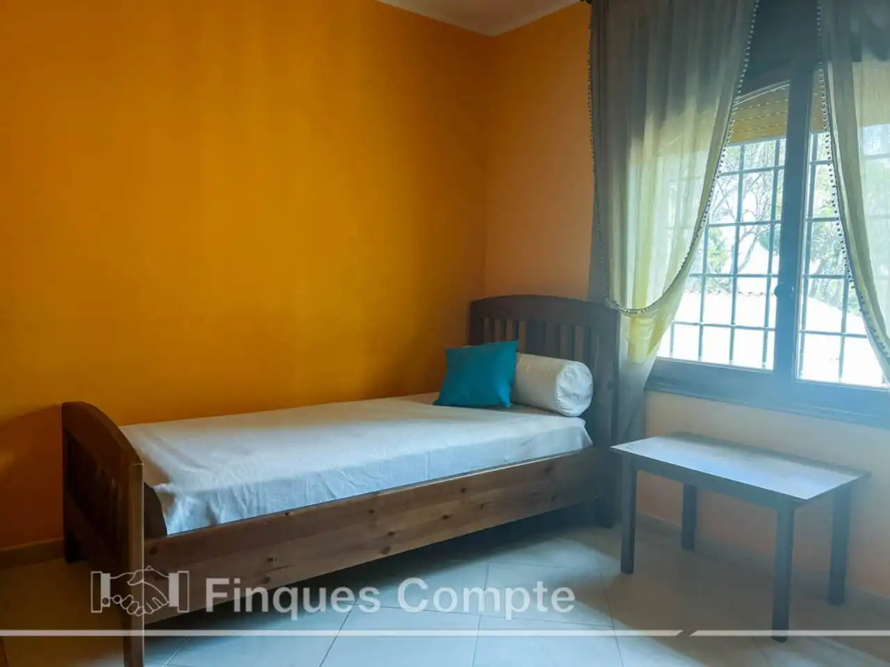Habitación de Casa o chalet en venta en Roda de Berà con Jardín privado, Terraza y Piscina