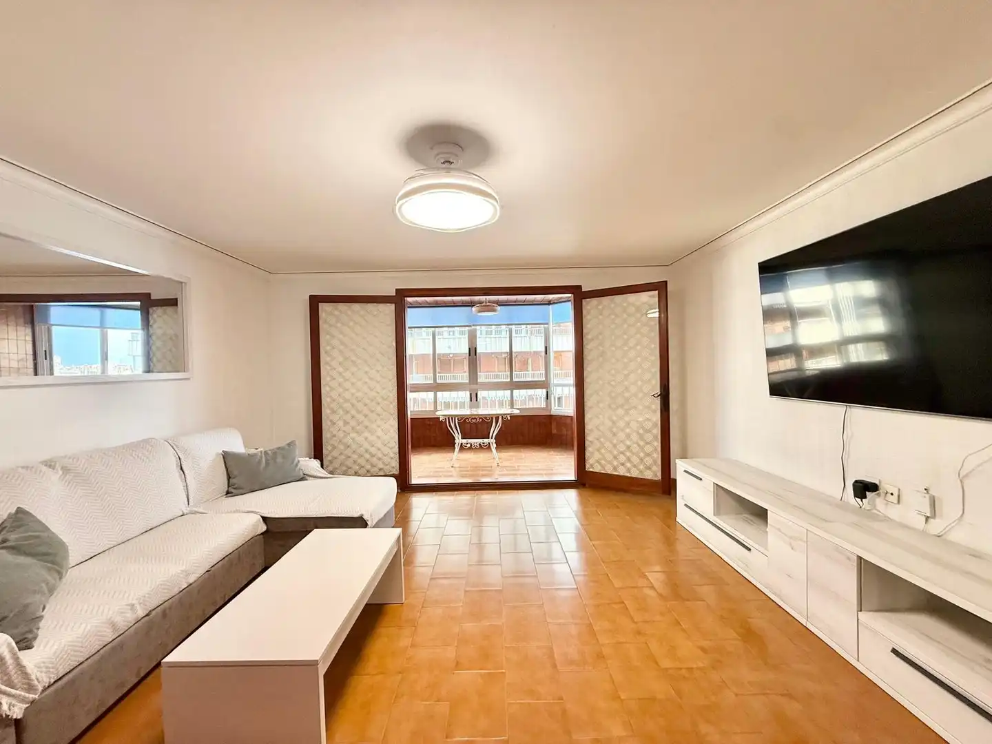 Apartment with pool to rent in Playa del Acequión, Náufragos y Rocío del Mar, imagen 6