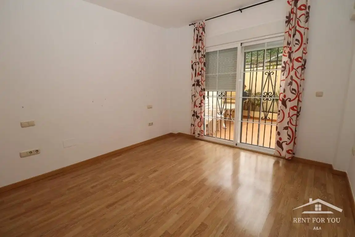 Erdgeschoss zur Miete in Coín