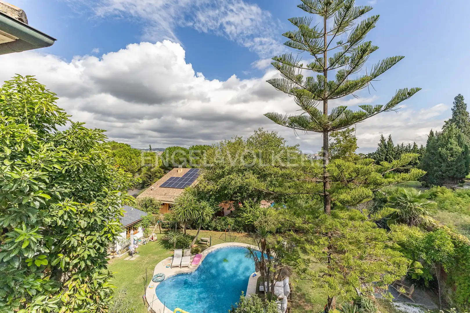 Jardín de Casa o chalet de alquiler en Sant Cugat del Vallès con Calefacción, Jardín privado y Piscina
