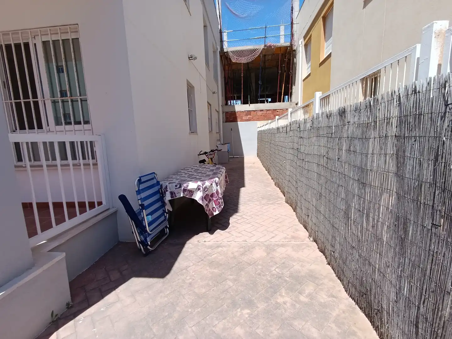 Casa aparellada en venda a Carrer Tamarit, imagen 3