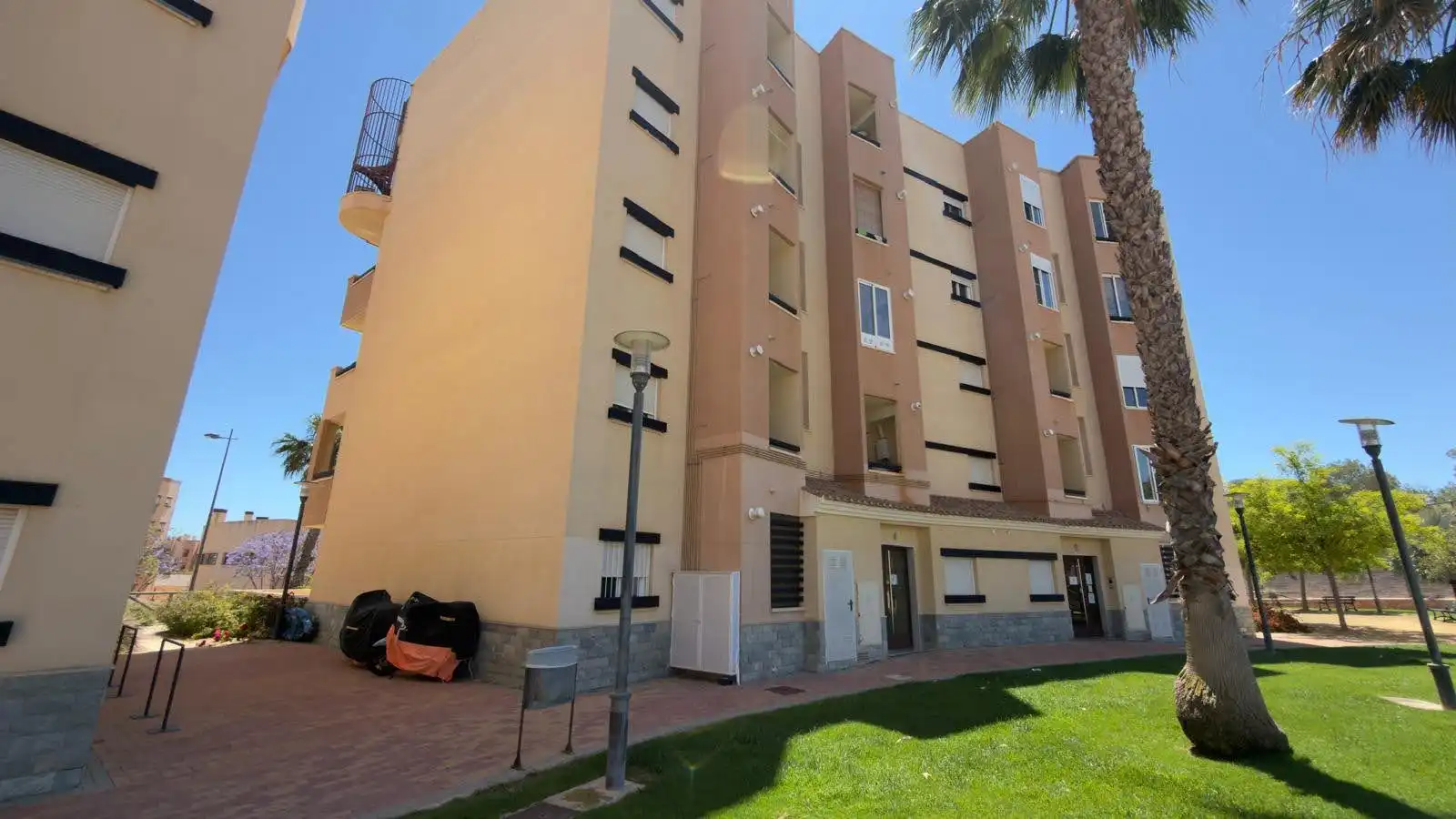 Vista exterior de Apartament en venda en Murcia amb Terrassa, Moblat i Piscina comunitària
