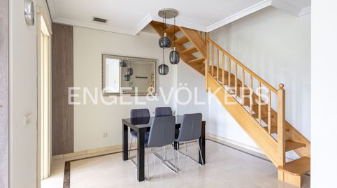 Foto 5 de Dúplex en venda a Conde Orgaz - Piovera, Madrid Capital