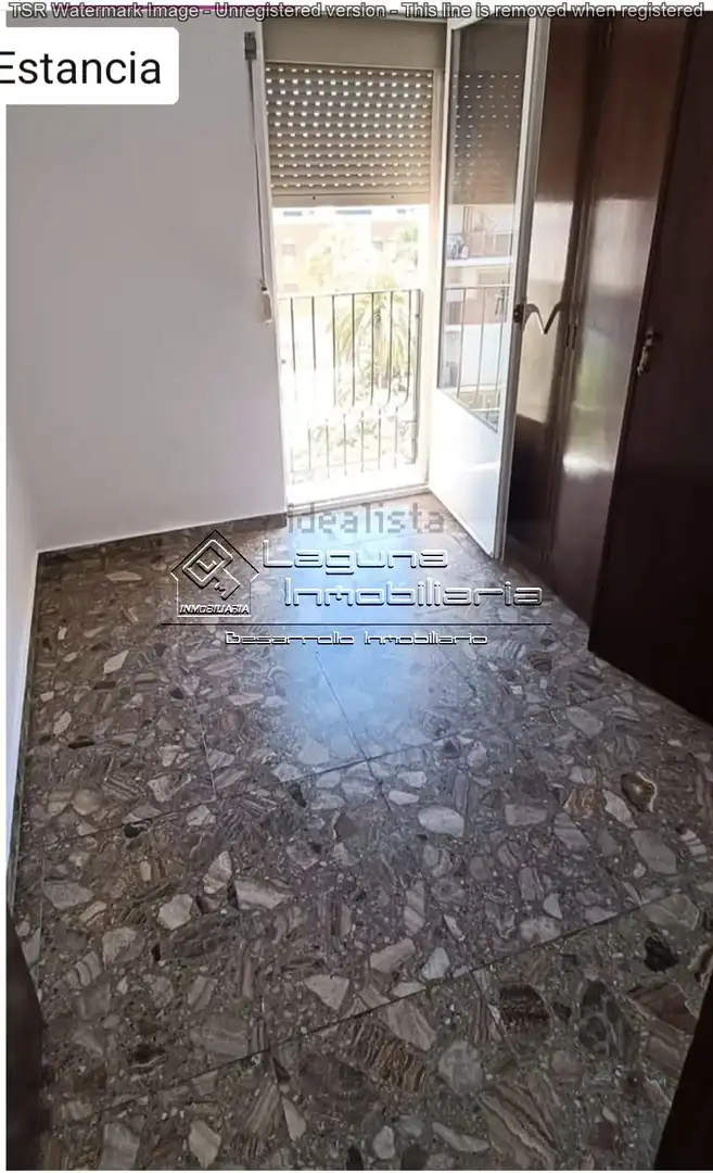 Vista exterior de Piso en venta en Cádiz con Aire acondicionado
