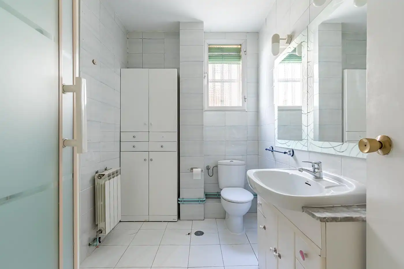 Bathroom of Flat for rent in Madrid  with Heating and Furnished